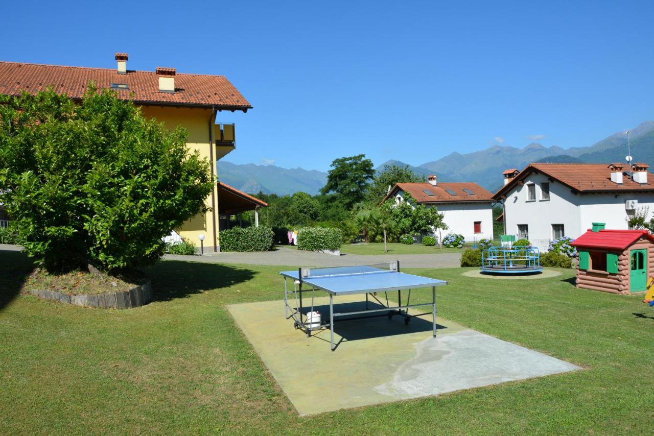 Residence Girasole Casa Rossa A Colico Eksteriør billede